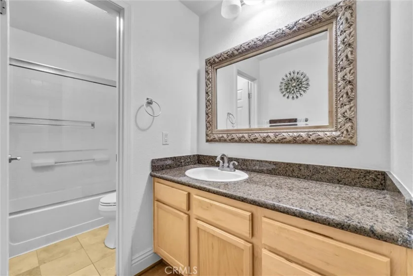 2425 Del Mar photo 10