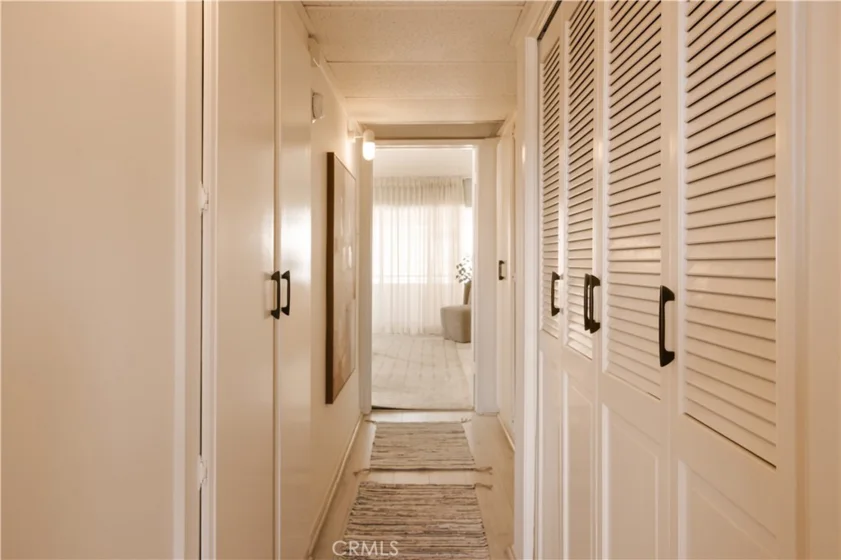 5315 Yarmouth Avenue #322 photo 15