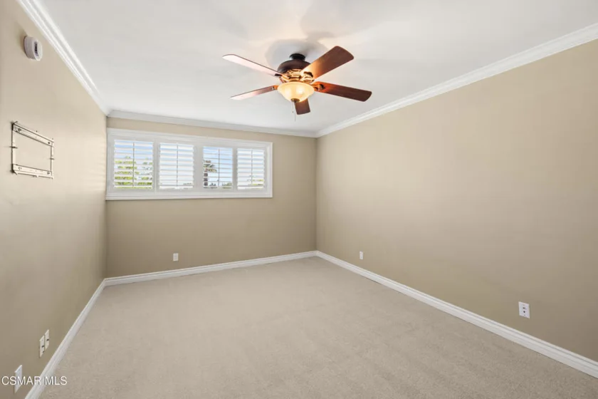4950 Louise Avenue #301 photo 19