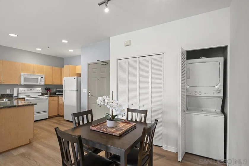 1501 Front Street #414 photo 10