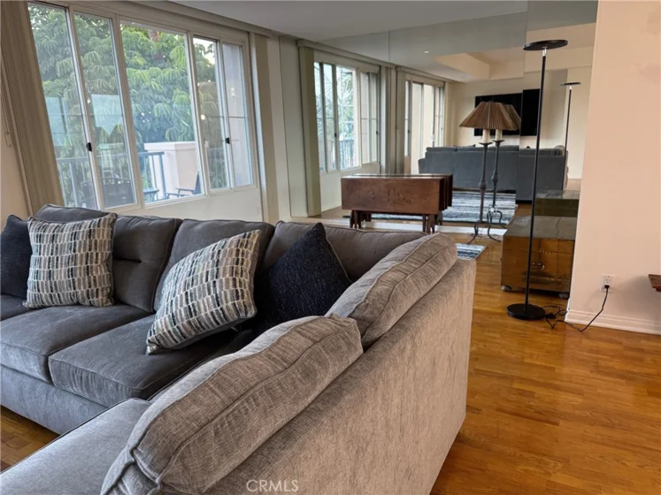 850 E Ocean Boulevard #B3 photo 4