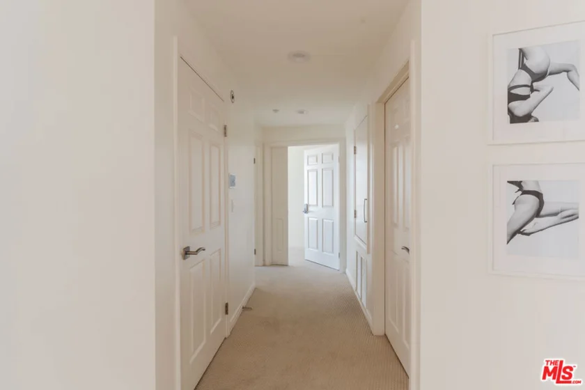 121 N Almont Drive #304 photo 36
