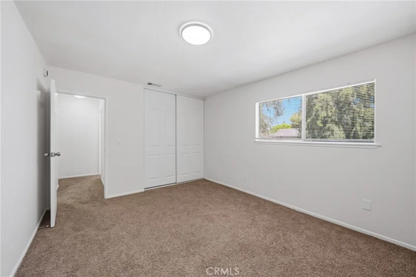 3469 Columbia photo 20