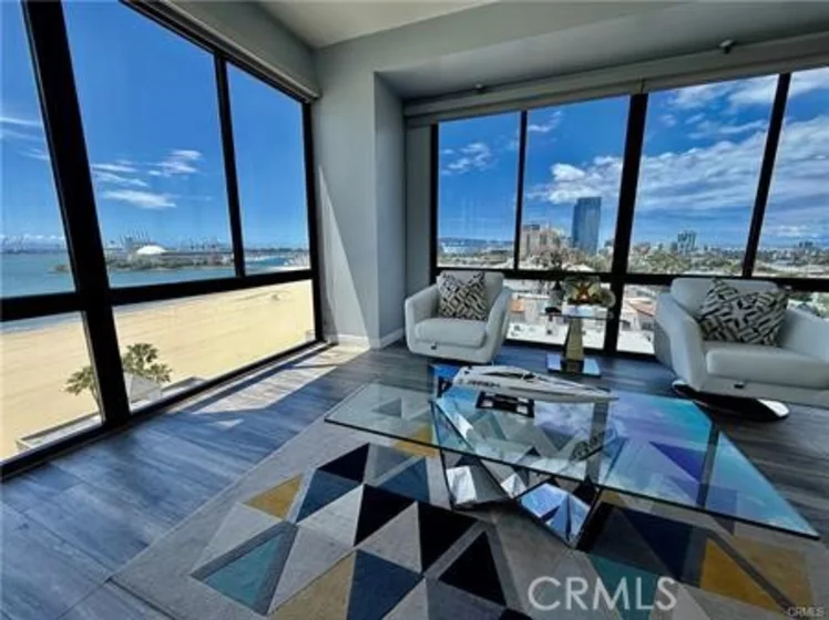 1310 E Ocean #906 photo 15