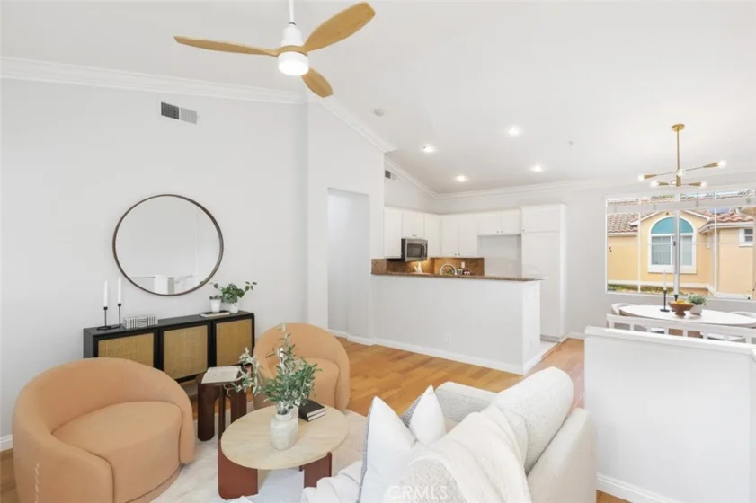 802 Marinella Aisle photo 1