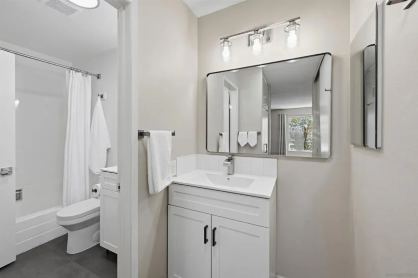 3550 Ruffin Road #240 photo 7
