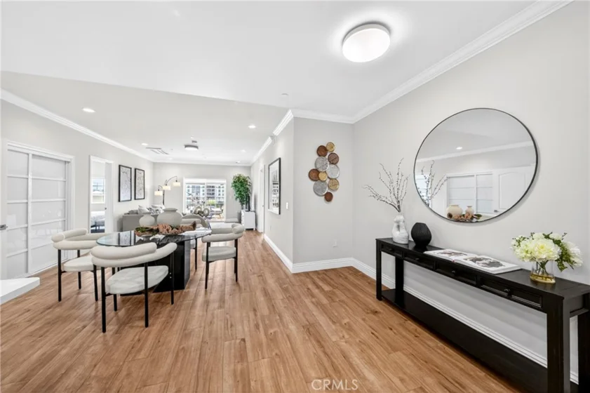 944 S Serrano Avenue #306 photo 7