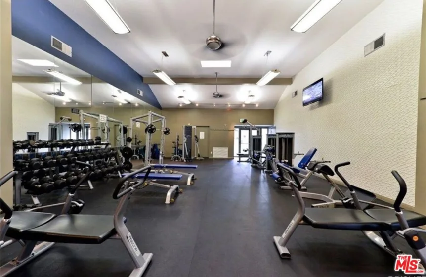 5530 Owensmouth Avenue #219 photo 10