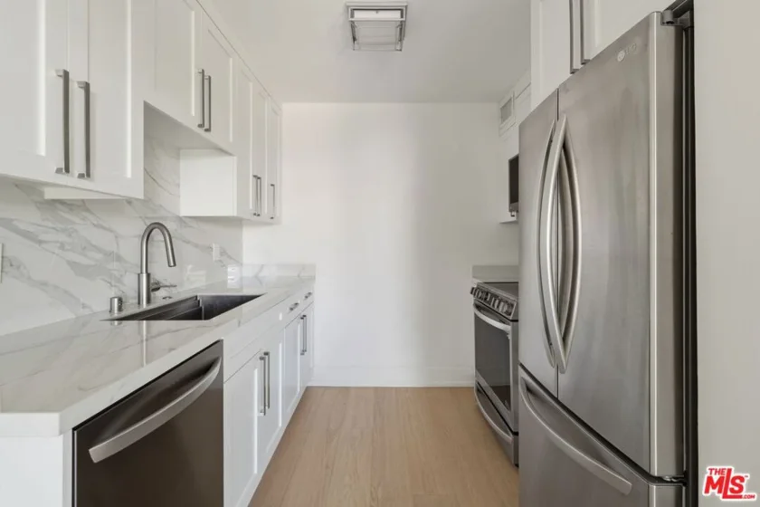 970 Palm Avenue #211 photo 5