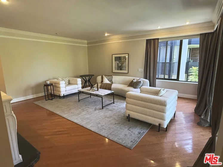 4752 Park Encino Lane #212 photo 1