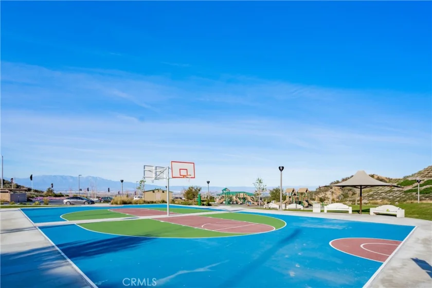 2425 Del Mar photo 37