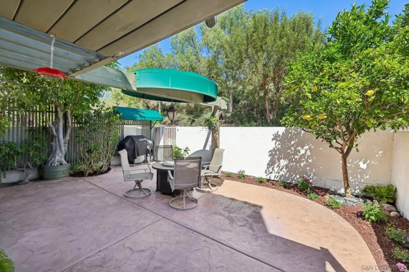 4885 Tinasa Way photo 20
