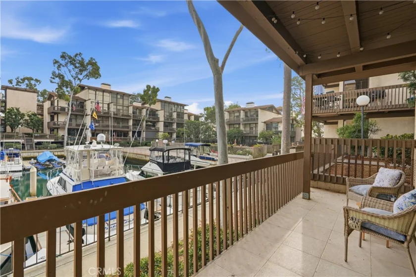 6126 N Marina Pacifica photo 22