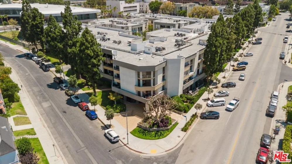 750 S Spaulding Avenue #214 photo 54