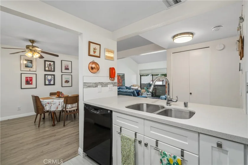 15155 Sherman Way #60 photo 8