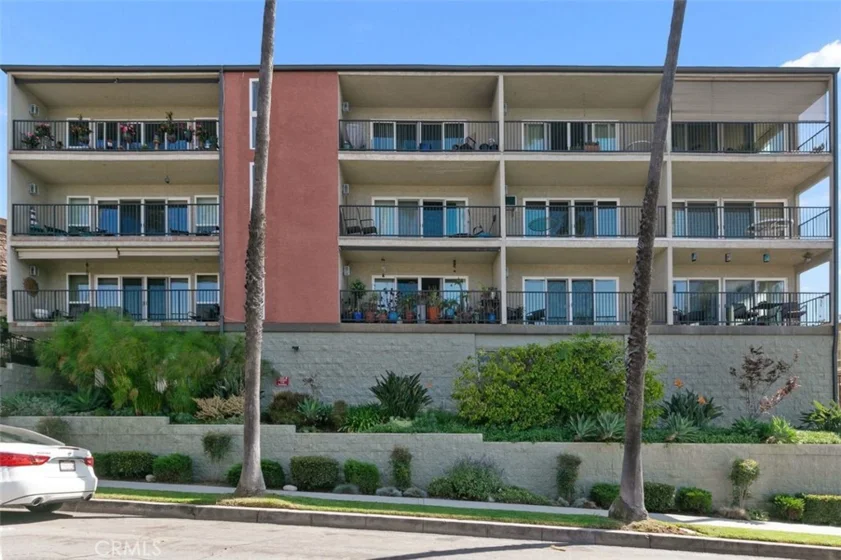 110 Termino Avenue #104 photo 1