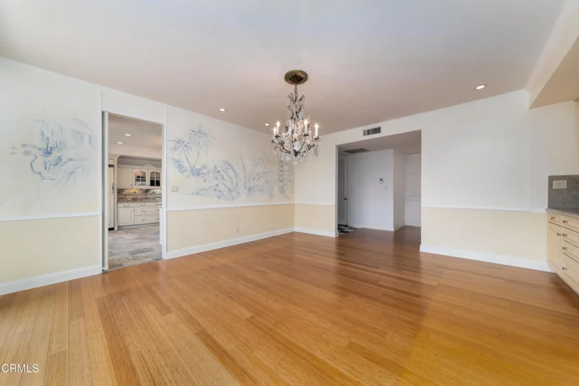 380 S Orange Grove Boulevard #12 photo 12