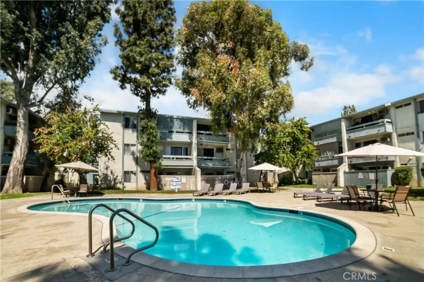 21801 Roscoe Boulevard #206 photo 10