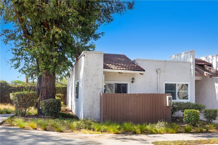 17572 Vandenberg Lane #01 photo 24