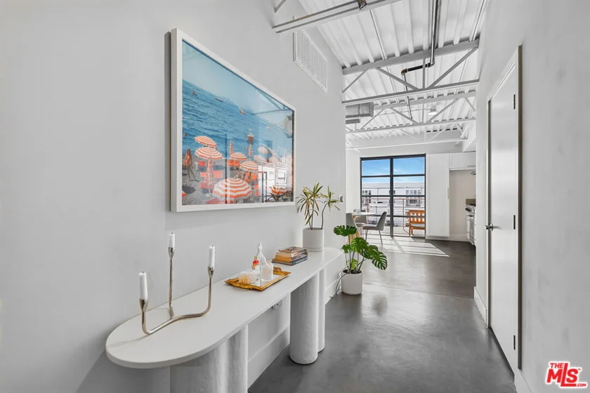 4141 Glencoe Avenue #511 photo 3