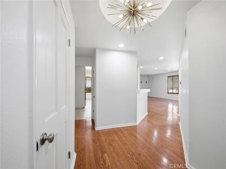 1315 Roxbury Drive #204 photo 2