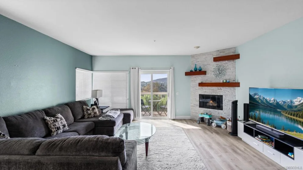 16424 Avenida Venusto #C photo 20