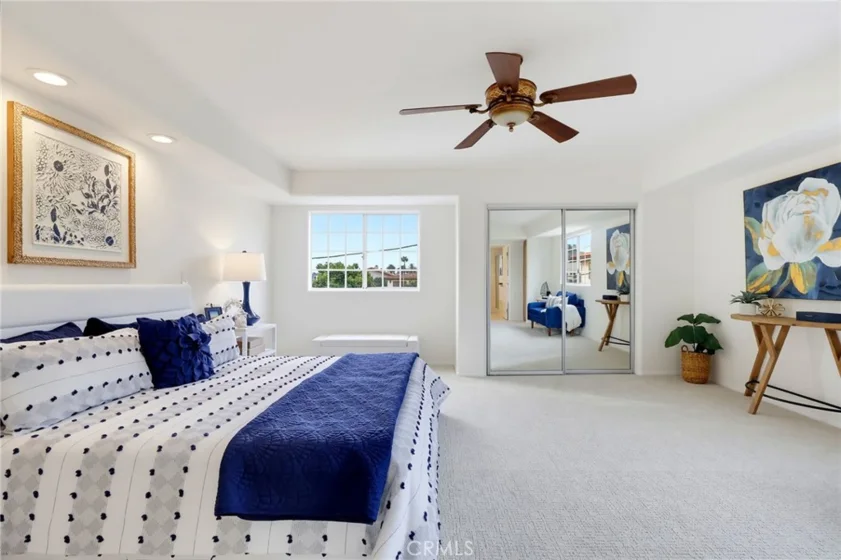 1073 W 9th Street #202 photo 27
