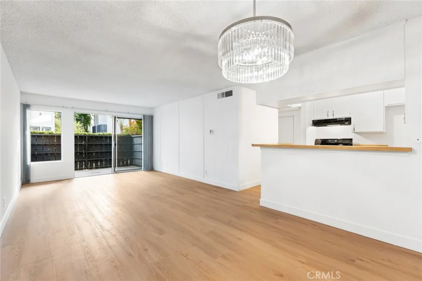 18645 Hatteras Street #137 photo 1