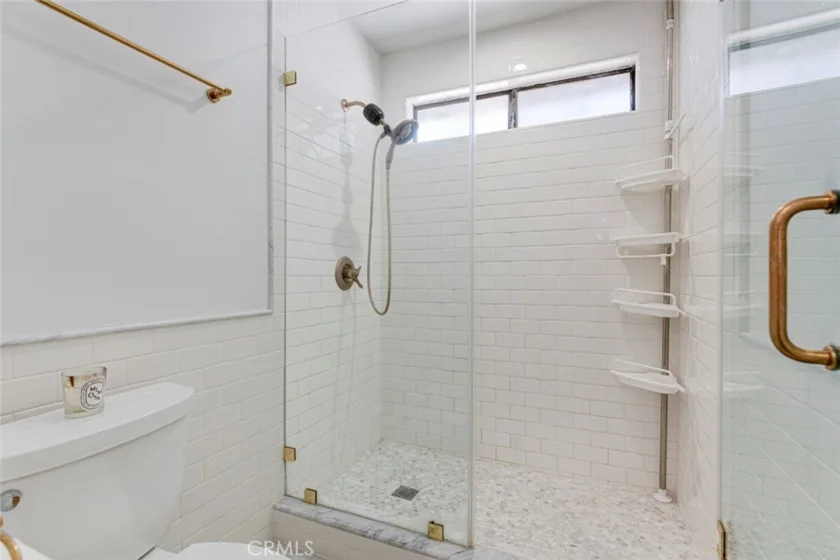 6847 Haskell Avenue #1 photo 36