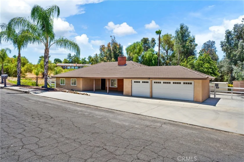 30275 Via Val Verde photo
