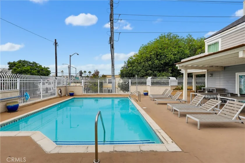 628 Daisy Avenue #222 photo 38