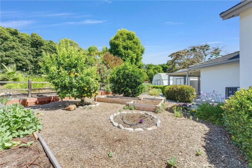 30396 Danube Court photo 27
