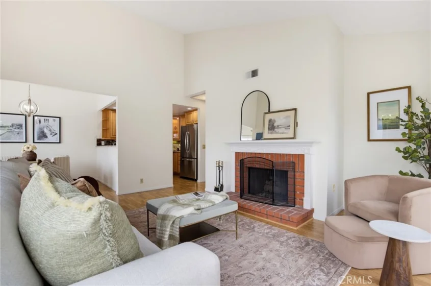 1326 W Park Western #206 photo 6