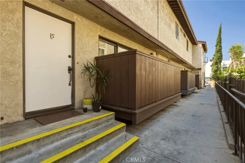 8933 Willis #15 photo 3