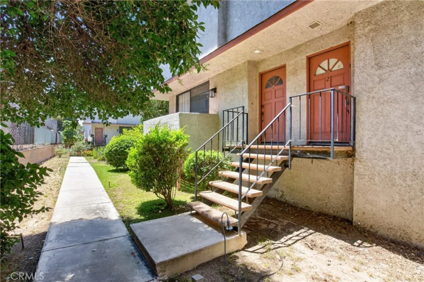 18410 Lull Street #1 photo 1
