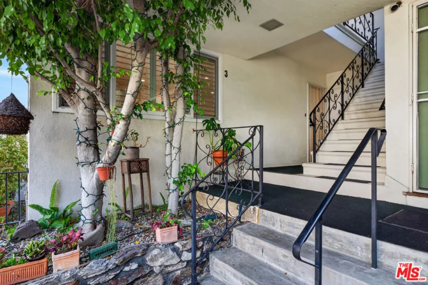 4563 Finley Avenue #3 photo 35