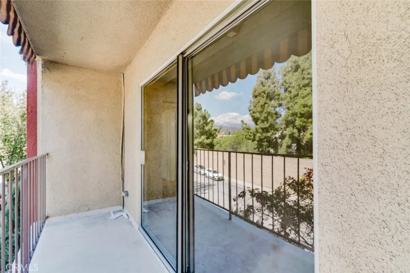 620 N Kenwood Street #208 photo 23