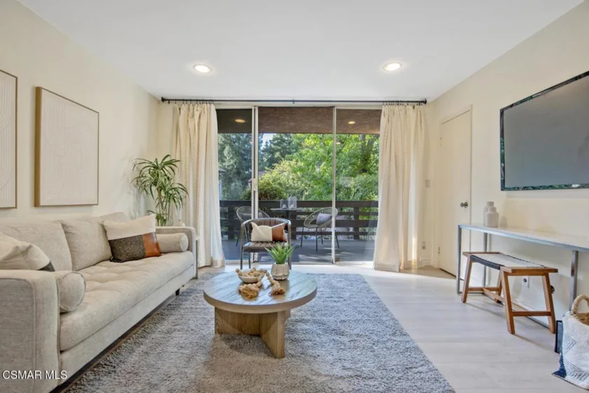 21900 Marylee Street #261 photo 9