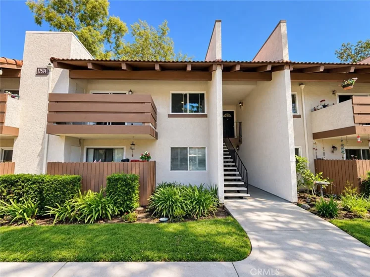 17574 Vandenberg #11 photo 1