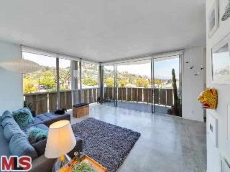 4411 Los Feliz Boulevard #508 photo 1