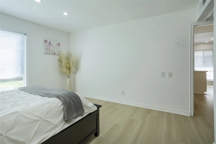 2815 S Fairview #G photo 12