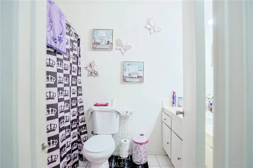 1400 W Warner photo 15