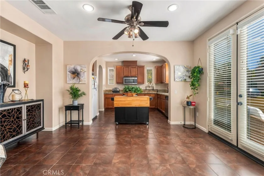 4304 Owens photo 6