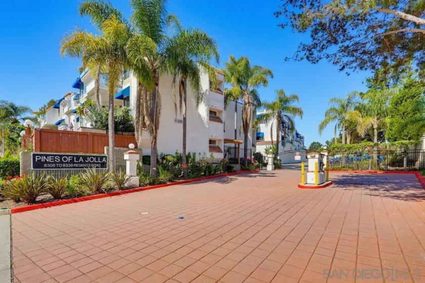 8324 Regents Road #2E photo 1