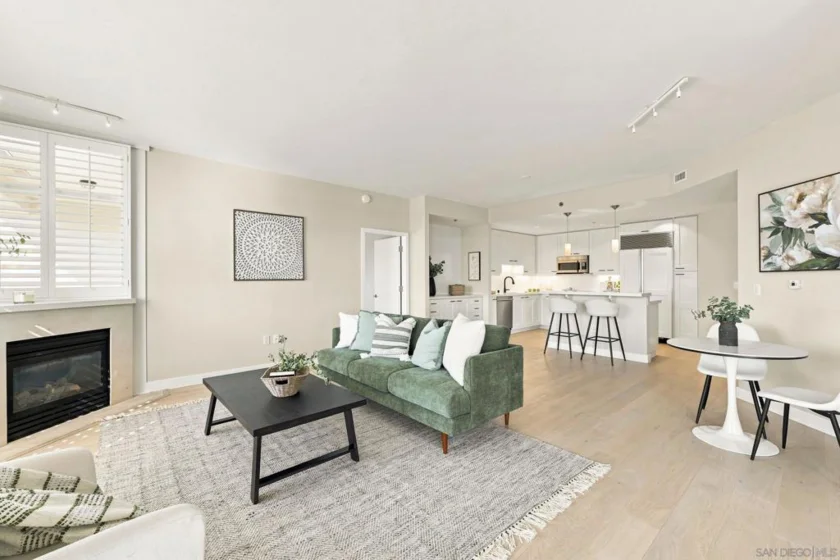 700 W Harbor Drive #1805 photo 11