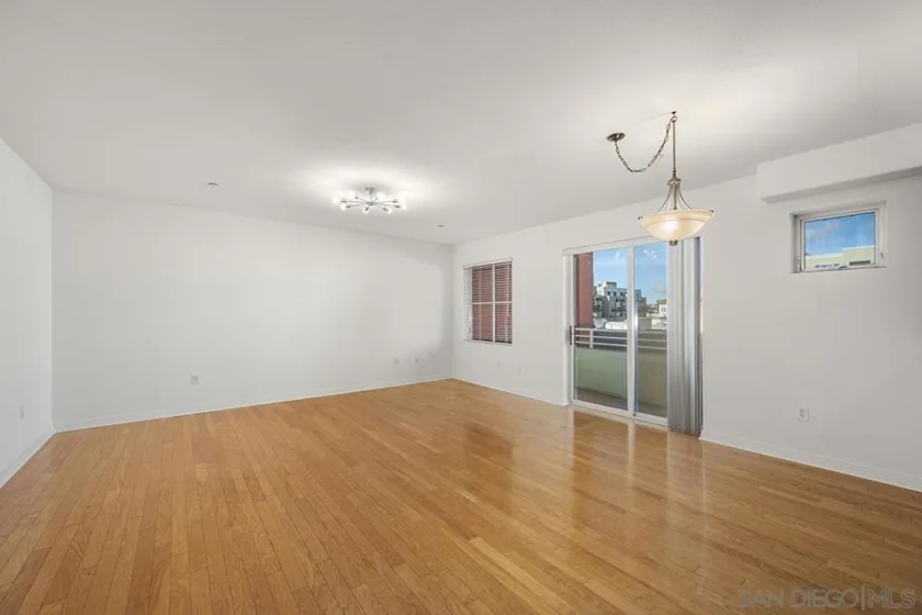 1501 India Street #508 photo 2