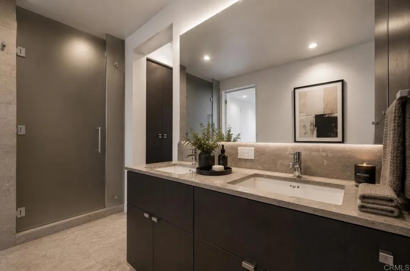 6250 Hollywood Boulevard #12H photo 12