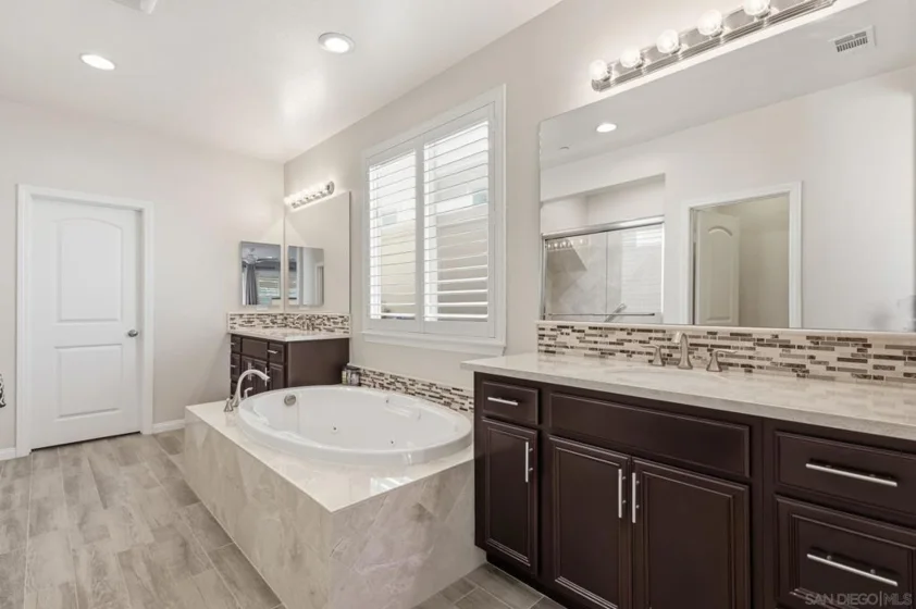 39186 Clydesdale Circle photo 34