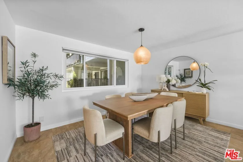 2677 Centinela Avenue #203 photo 11