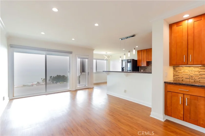 21722 Ocean Vista #C photo 9